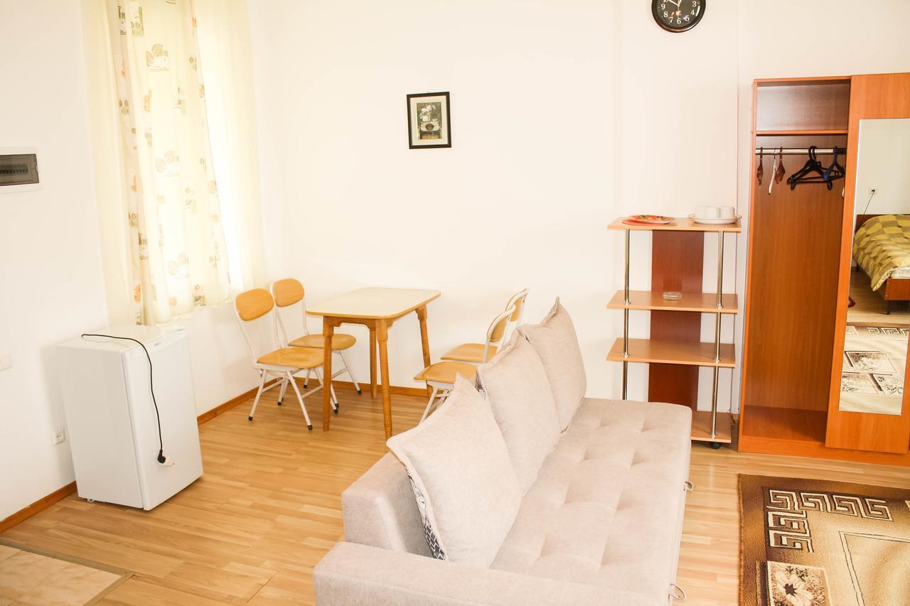 Evita Hotel Dolinka Extérieur photo